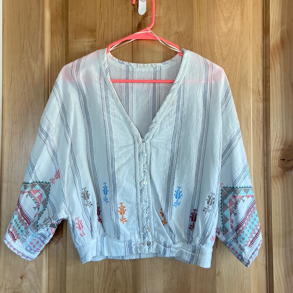 Women’s cropped blouse
